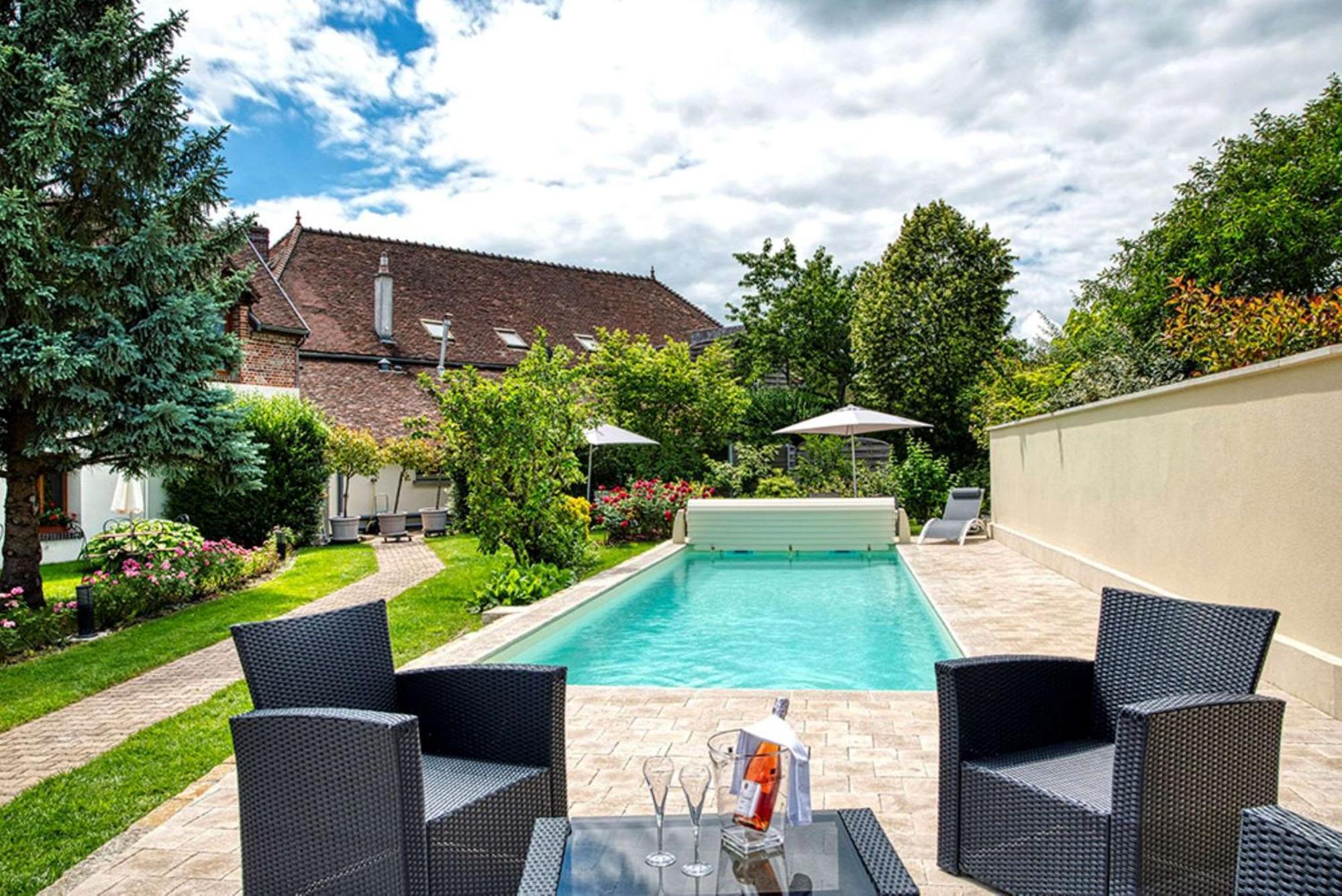 Auberge Du Lac, Sure Hotel Collection By Best Western Mesnil-Saint-Père Exteriér fotografie